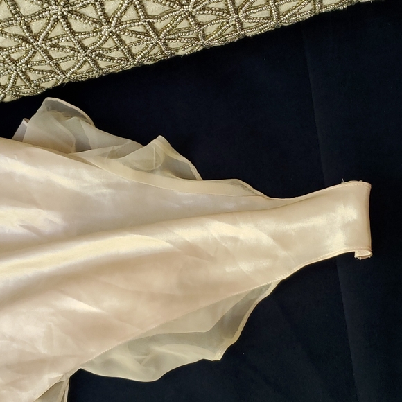 15 DLR SALE GORGEOUS VINTAGE DENTELLE NIGHT PIECE - Picture 7 of 12